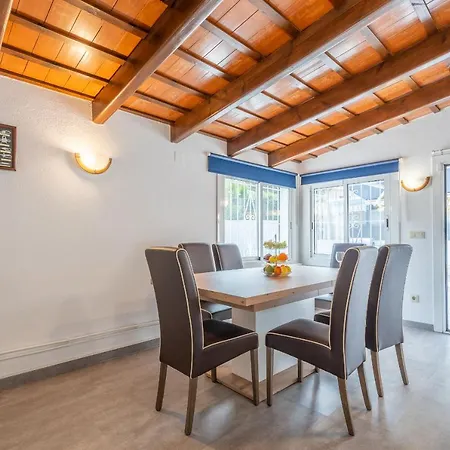 Lidia Tatil Evi L' Escala